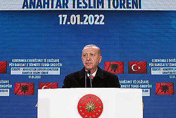 Erdoğan Arnavutluk'ta açılış törenine katıldı