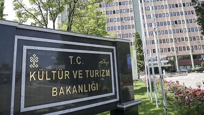 Kültür ve Turizm Bakanlığı tüm etkinlikleri iptal etti