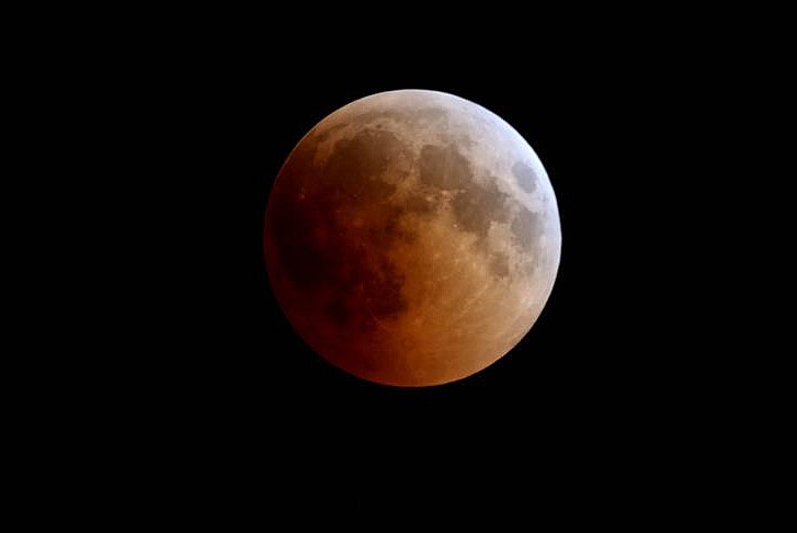 Yarın gece son 6 asrın en uzun Ay tutulması yaşanacak