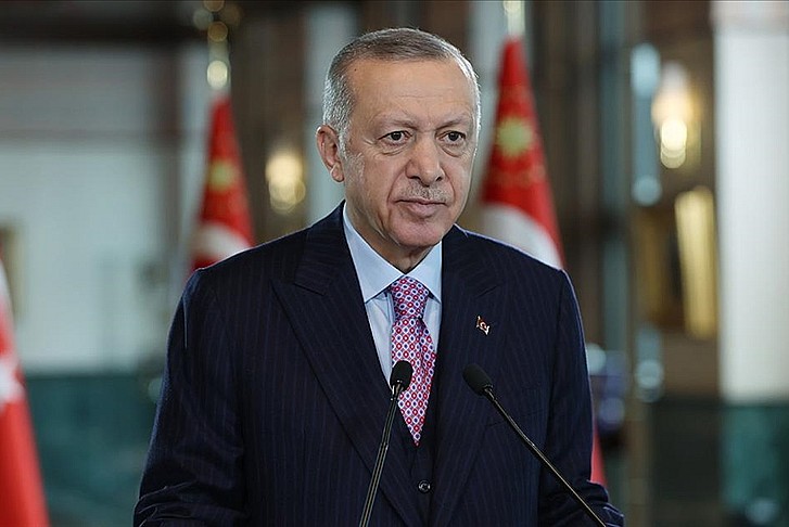 Başkan Erdoğan: Tarihi İpekyolu'nu yeniden ihya etmekte kararlıyız