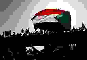 Sudan'da iç savaşın tarafları bayramın son gününde de çatıştı