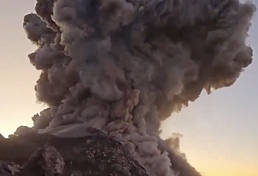 Santiaguito Yanardağı'nda güçlü bir patlama meydana geldi
