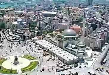 Taksim Camii'nde açılışının 2. yıl dönümünde Kur'an-ı Kerim okundu