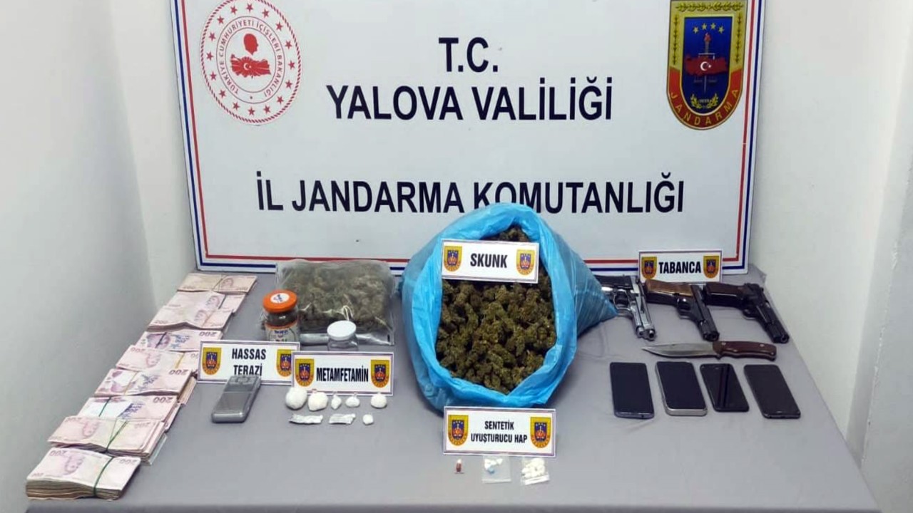 Yalova'da uyuşturucu operasyonunda 3 şüpheli gözaltına alındı