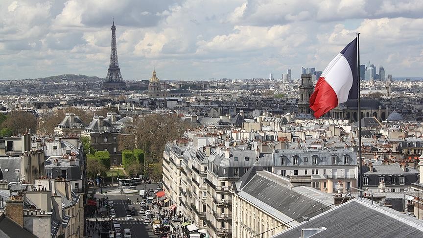 Fransa'da hükümete İslam karşıtlığını önlemede ihtiyatlı olma çağrısı