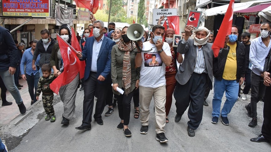 HDP İl Başkanlığı önünde eylem