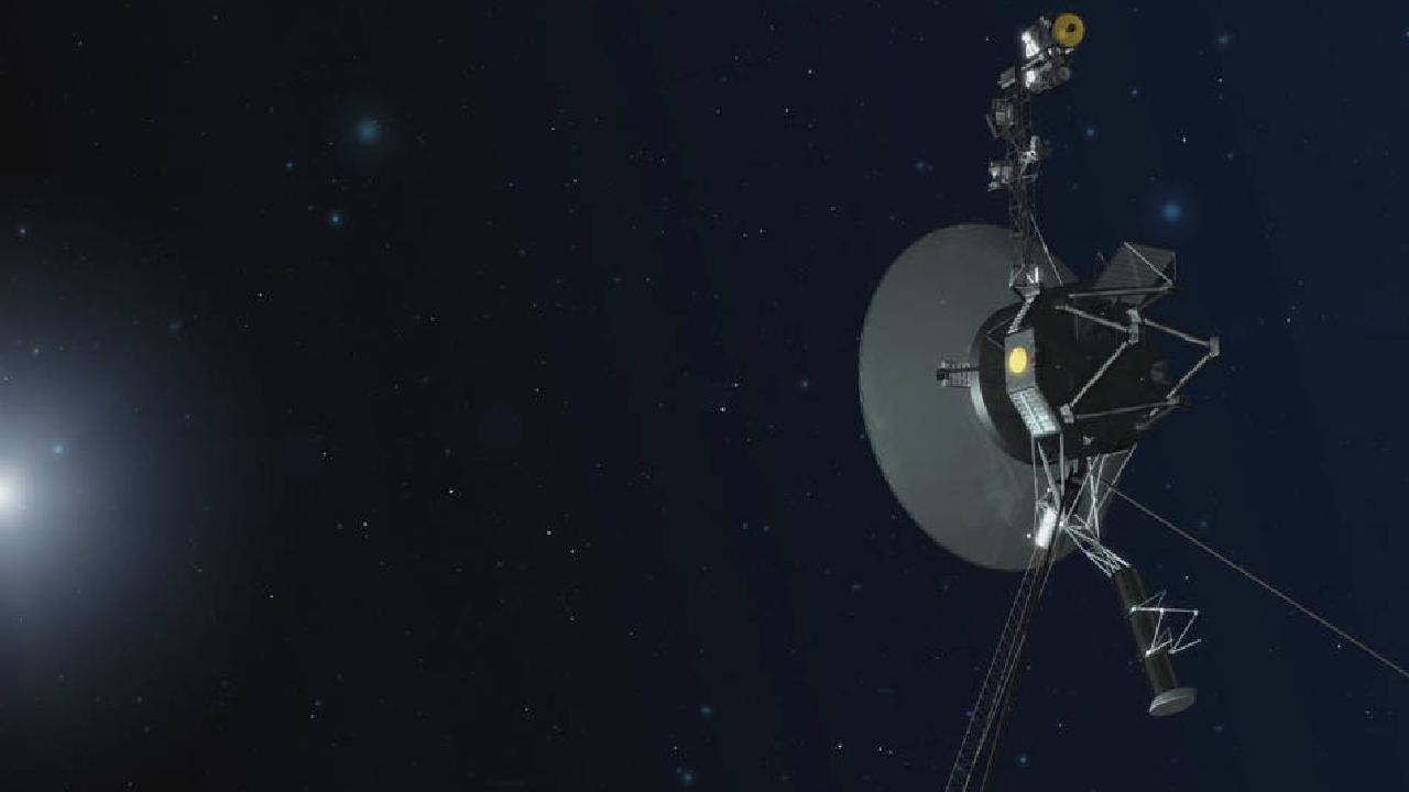 NASA Voyager 2'yi kaybetti! Yanlış komut anteni kaydırdı