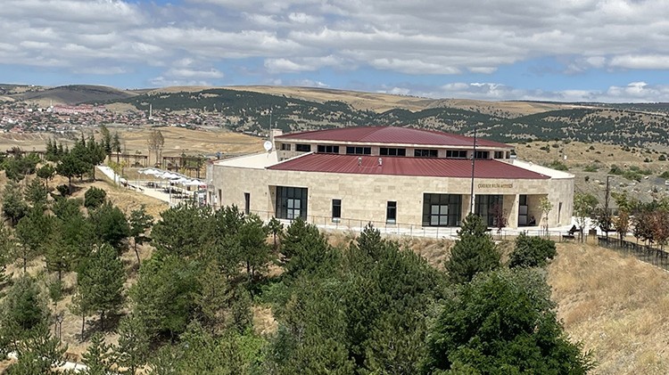 Yozgat'taki Bilim Merkezi binlerce kişiye hizmet verdi