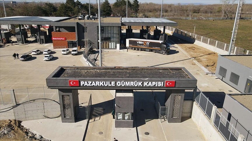 Edirne'de Yunanistan'a kaçmaya çalışan 33 terör örgütü şüphelisi yakalandı