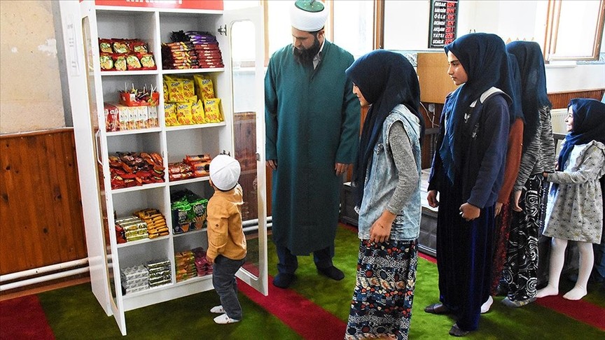 "Cami market" ile çocukların sayısı ikiye katlandı