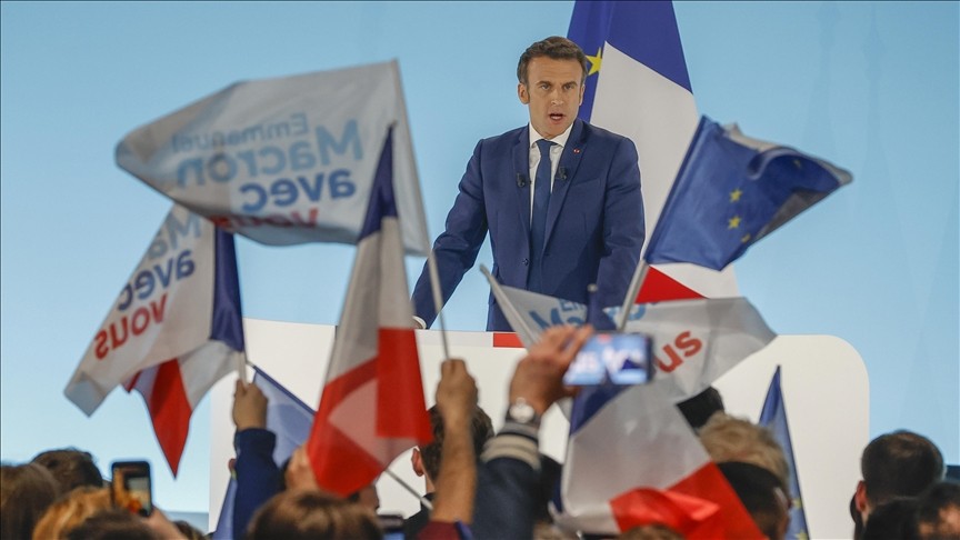 Seçim ikinci tura kalınca Macron son kozunu oynadı