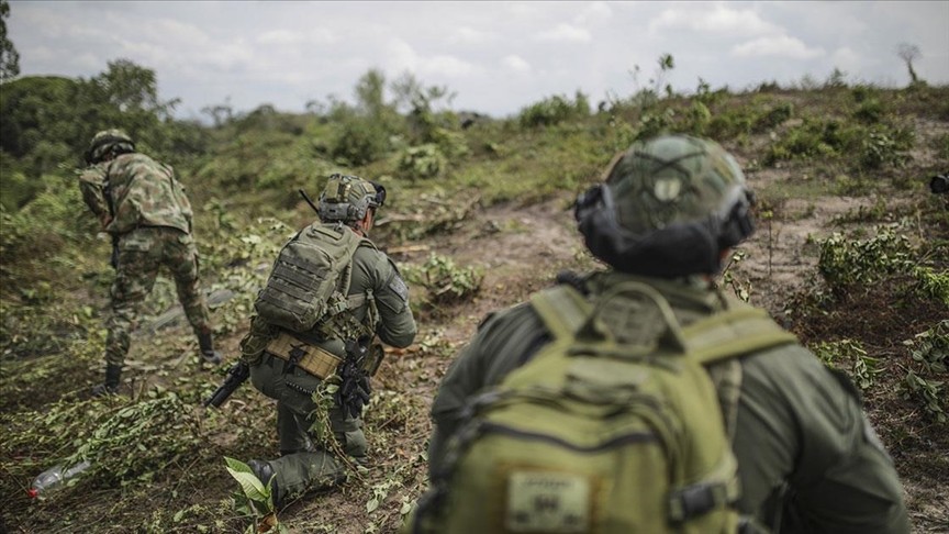 Kolombiya'da operasyon: Eski 10 FARC üyesi öldürüldü
