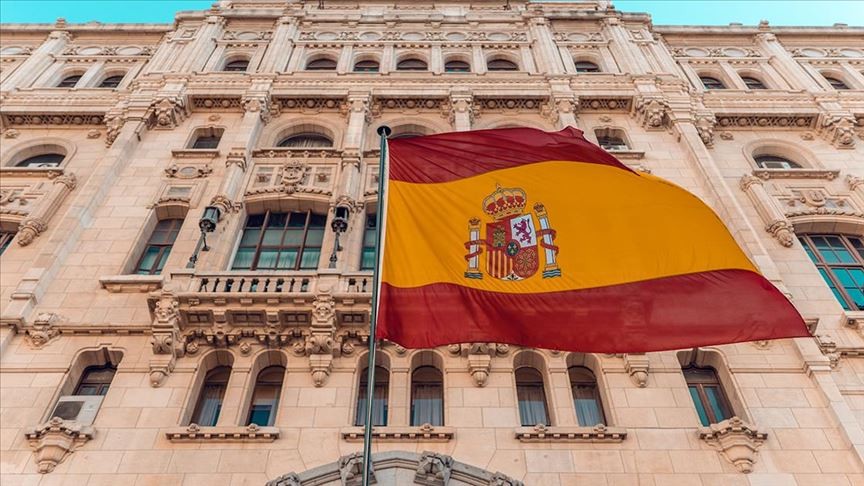 İspanya'da sol koalisyon, ayrılıkçı Katalanlara hükümet kurmak için anlaştığını duyurdu