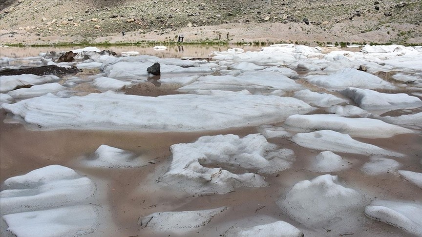 Küresel ısınma Cilo buzullarını göle çevirdi