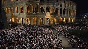 Roma'da Paskalya öncesi "Haç Yolu" ayini yapıldı
