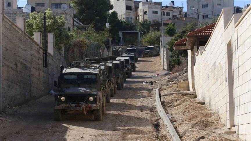 İsrail güçleri Şeria'da evlere baskın düzenledi