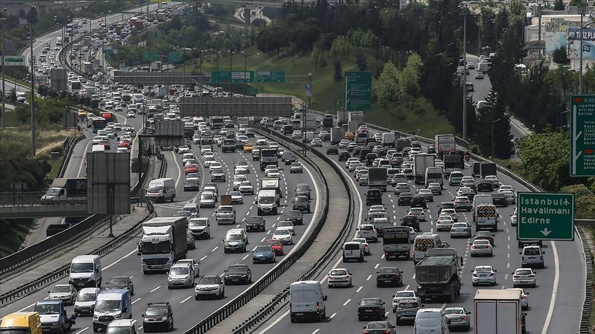 Şehirlerde hava kirliliğinin asıl nedeni 'Trafik'