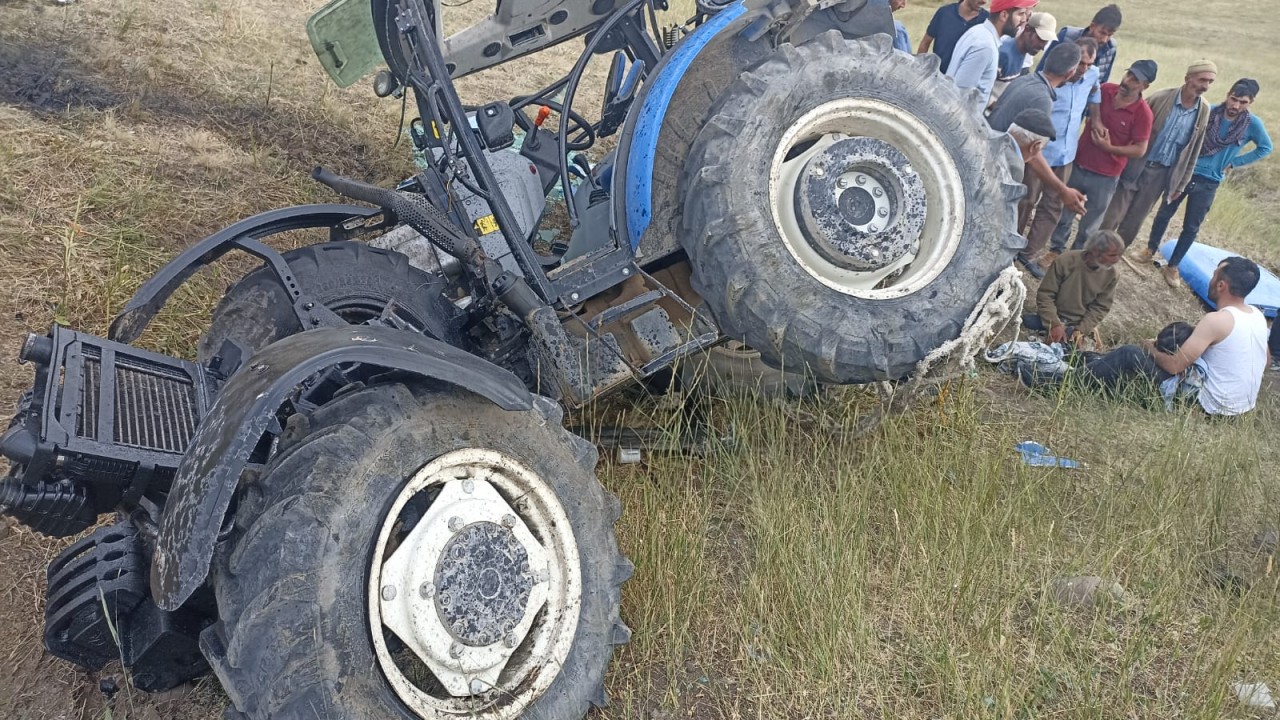 Adıyaman'da devrilen traktörün sürücüsü hayatını kaybetti