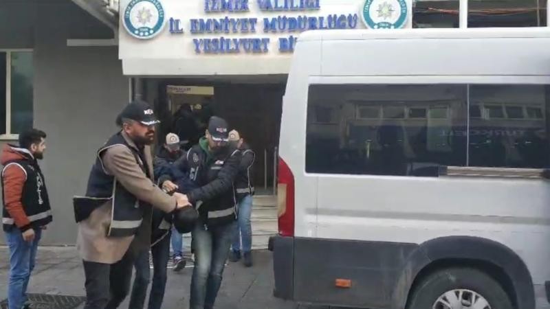 İzmir'de suç örgütü operasyonu! 9 gözaltı