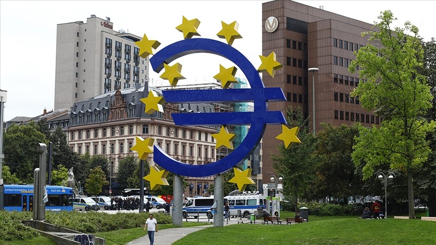 Avro Bölgesi'nde enflasyon ECB'nin hedefine yaklaşıyor