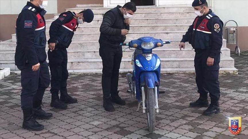 Bursa'da namaz sırasında caminin bahçesinden imamın motosikleti çalındı