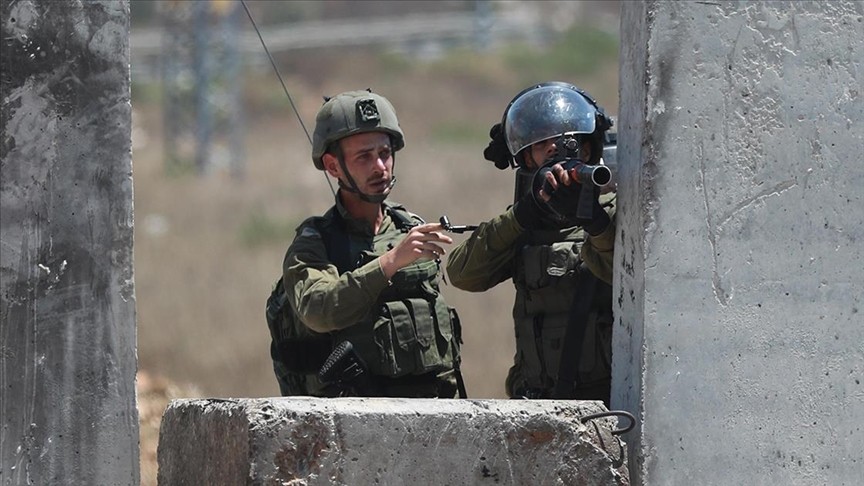 İsrail askerleri 23 Filistinliyi yaraladı