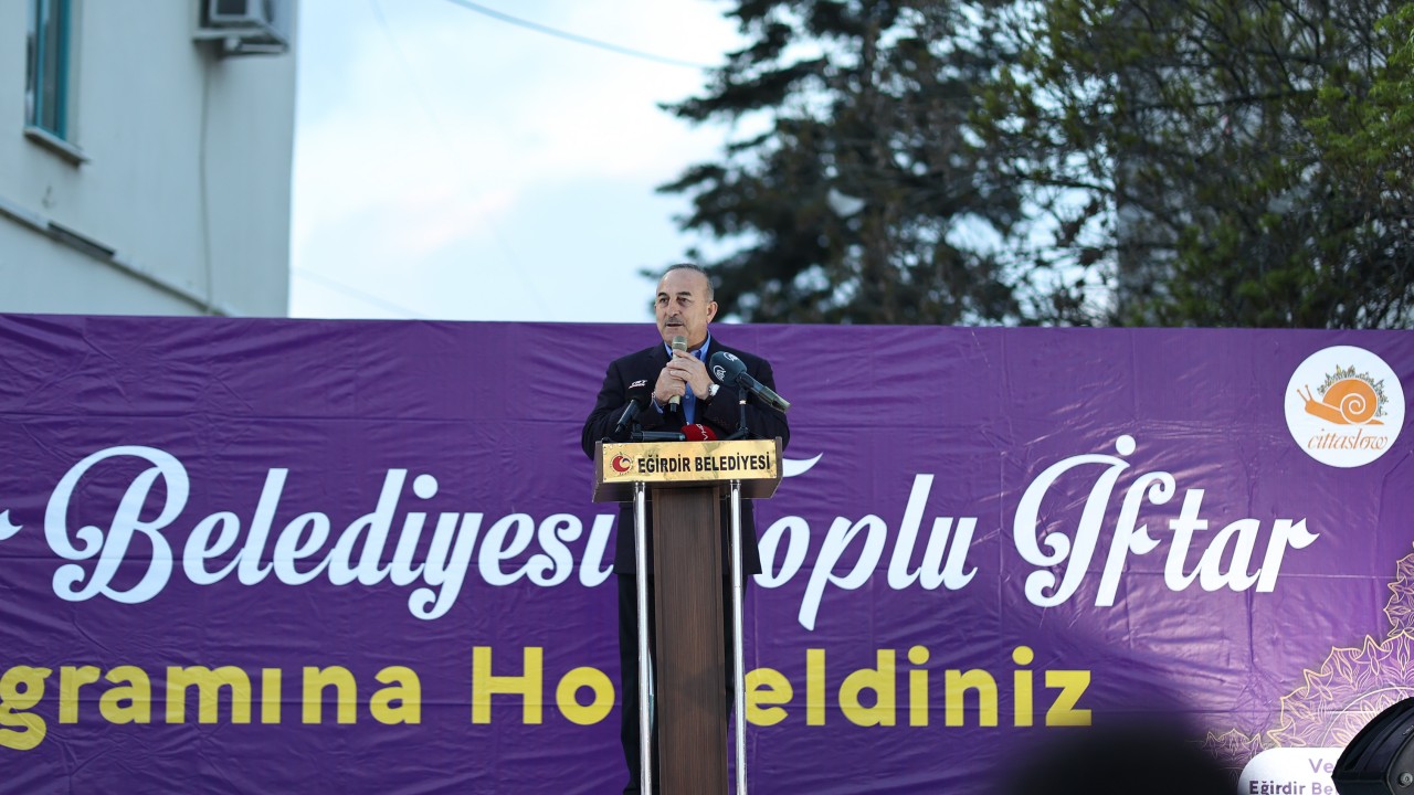 Dışişleri Bakanı Çavuşoğlu, Isparta'da iftar programında konuştu: