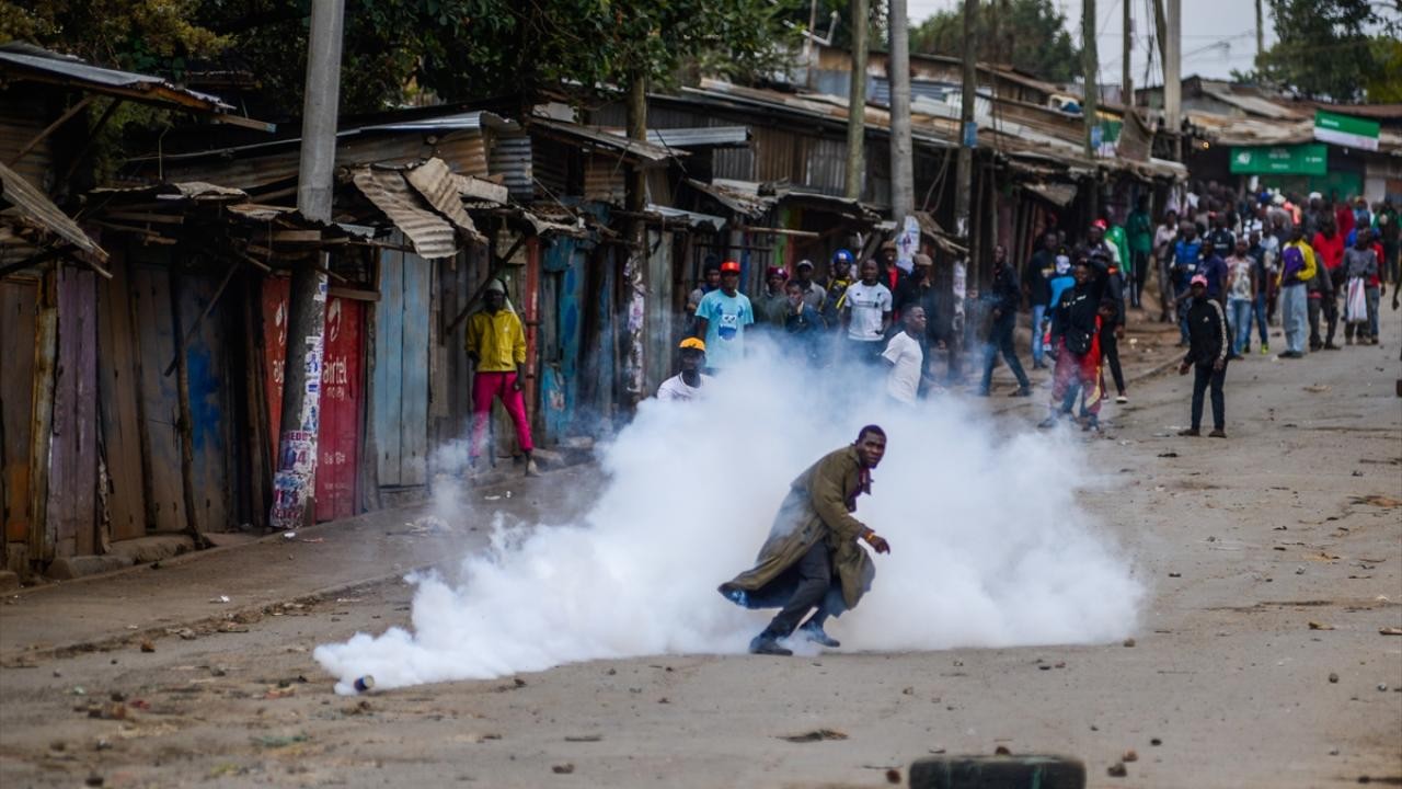 Kenya'da hükümet karşıtları yeniden sokaklara indi