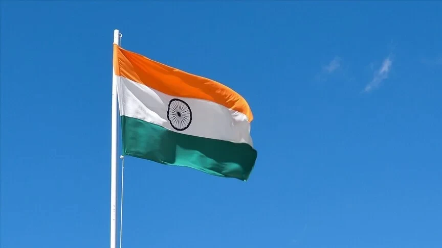 Hindistan, Maldivler'den tüm askeri personelini çekti