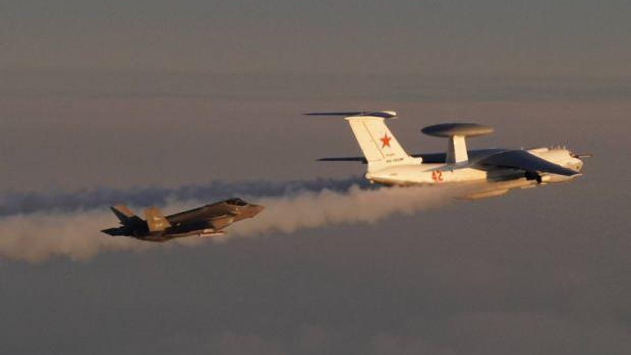 NATO uçakları, Rus uçaklarına önleme yaptı