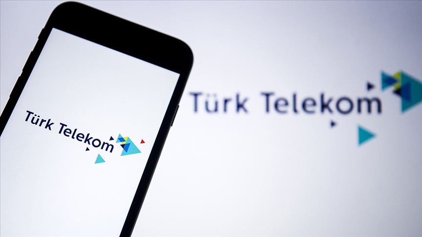 Türk Telekom LGS'ye hazırlanan öğrencilere destek oluyor