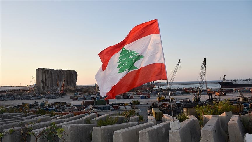 Lübnan: İsrail'e "Lübnanlı olmayan unsurlar" roket attı