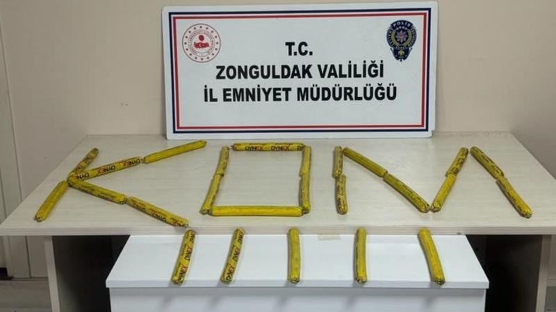 Zonguldak'ta bir araçta dinamit ele geçirildi