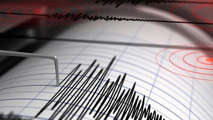 Van'da deprem! Depremin derinliğinin 9,2 kilometre olduğu açıklandı.