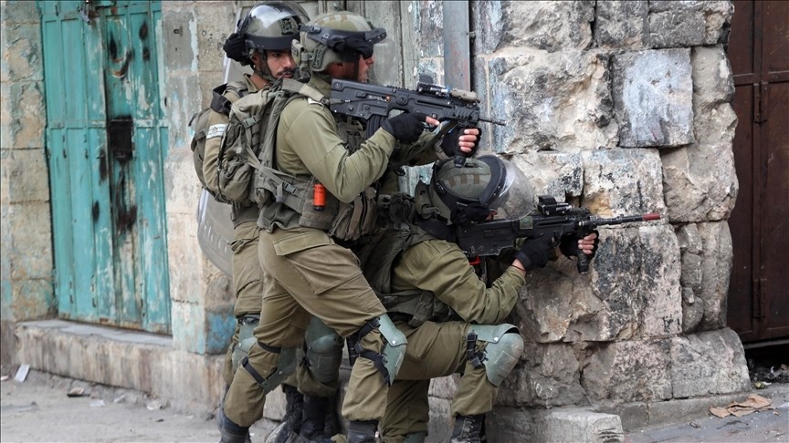 İsrail askerleri Batı Şeria'da 17 Filistinliyi yaraladı