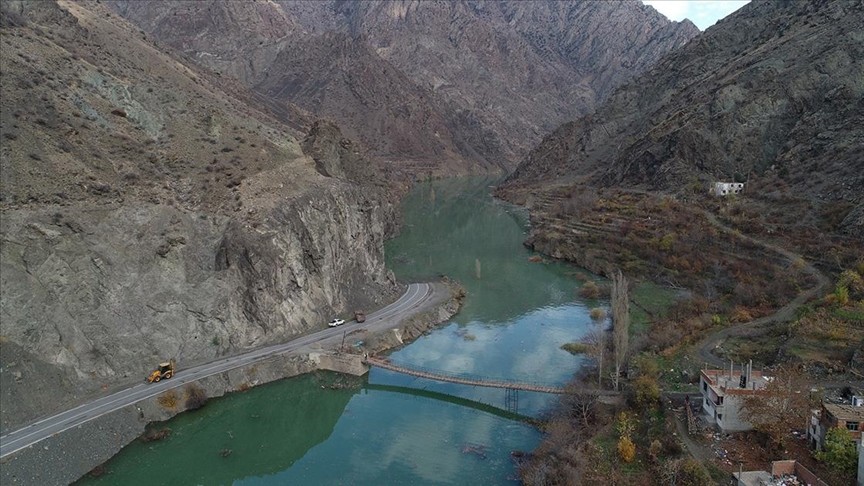 Yusufeli Barajı'nda su yüksekliği 100 metreyi aştı