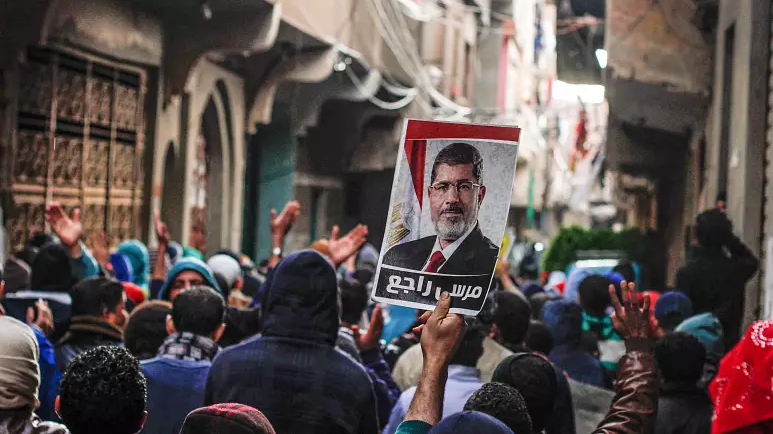 Mısır'daki 'Müslüman Kardeşler' siyasetten çekildi