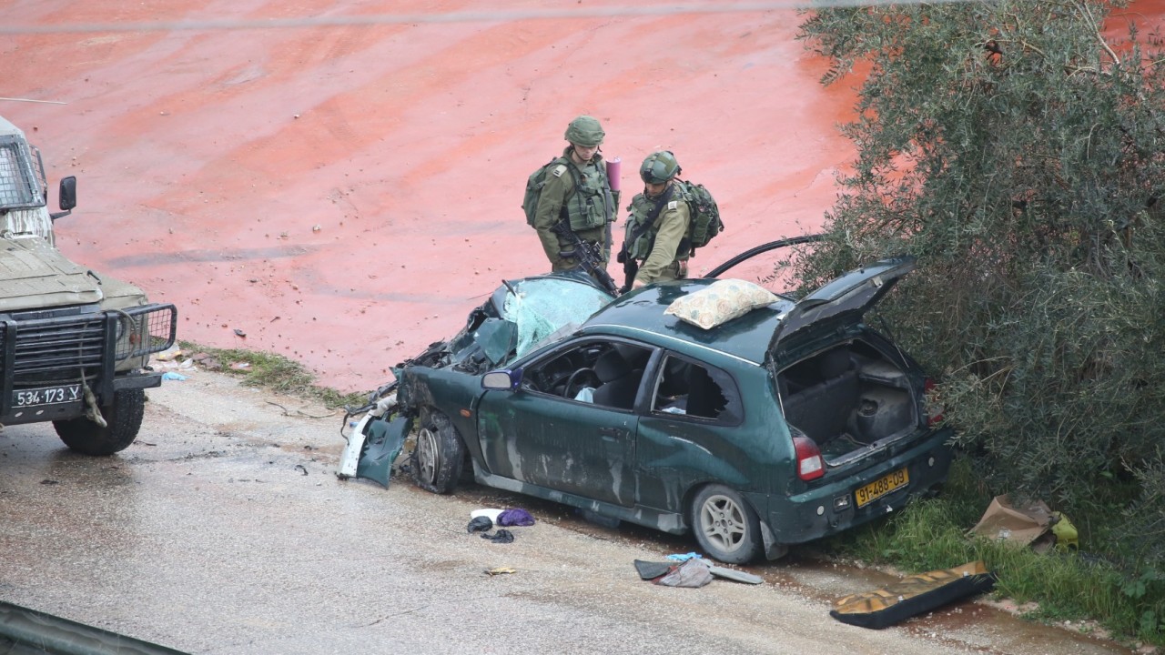 Terörist İsrail 2 Filistinliyi şehit etti