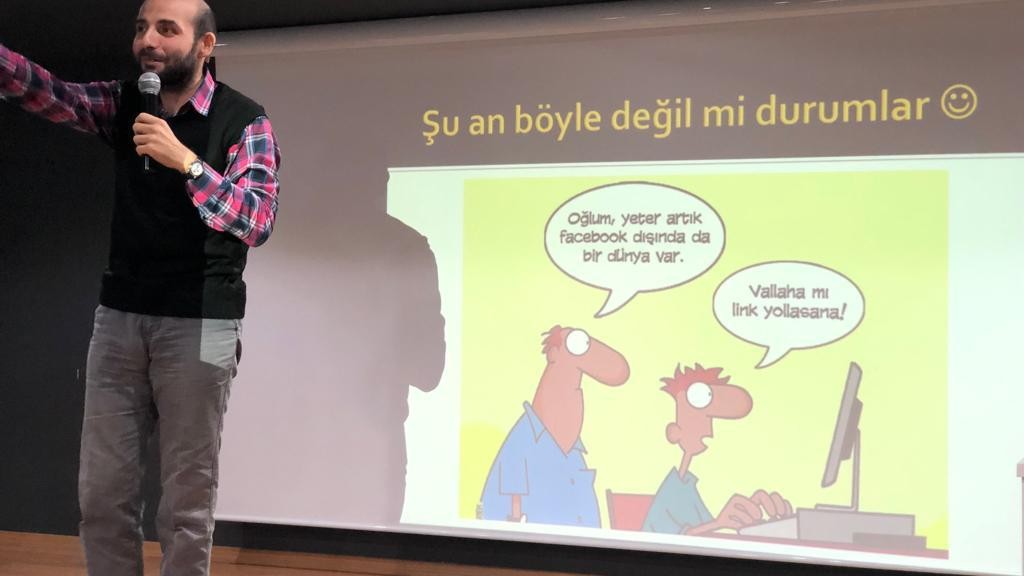 Doç. Dr. Kırık ''Sosyal Medyanın Karanlık Yüzü''nü anlattı