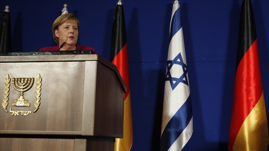 Merkel, İsrail'e gitti