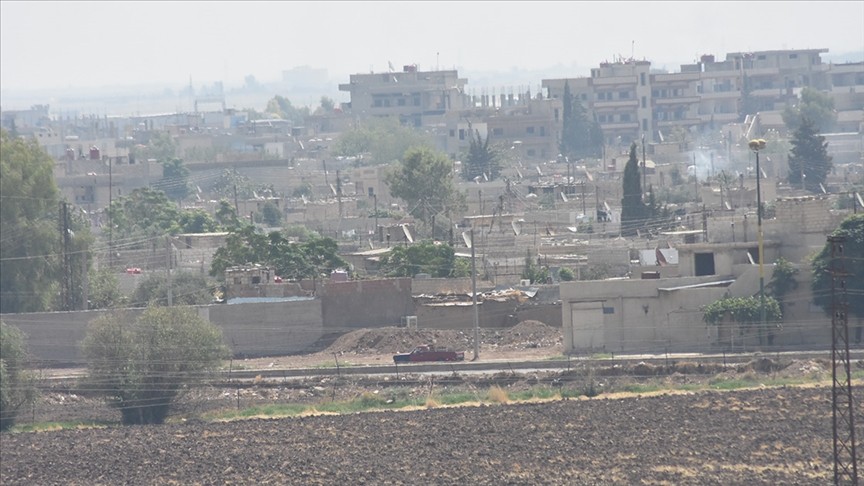 PKK/YPG Suriye'de 140 evi yıktı
