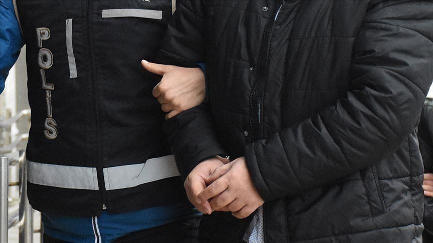 İstanbul merkezli FETÖ operasyonu: 2 kişi tutuklandı