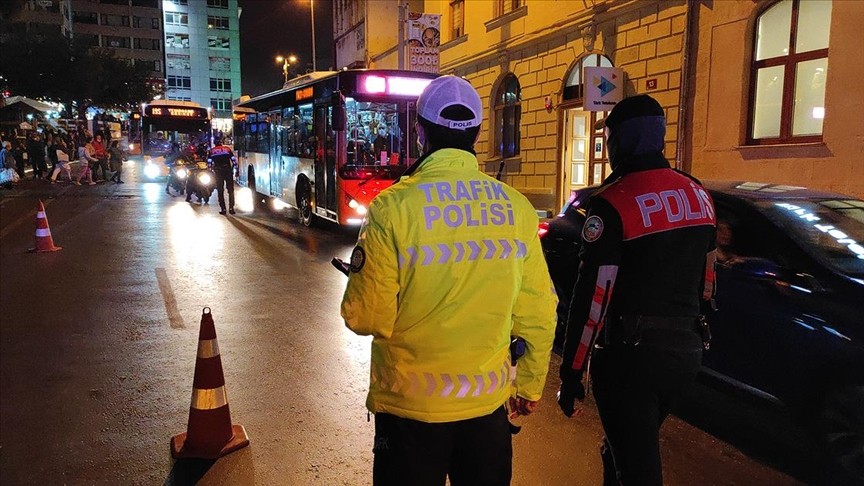 İstanbul'da 'Yeditepe Huzur' uygulaması: 449 kişi gözaltına alındı