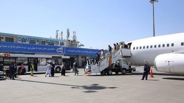 Taliban'dan Kabil havalimanı açıklaması