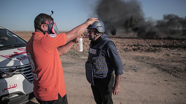 İsrail'in Gazze sınırında düzenlenen gösteriye saldırdı