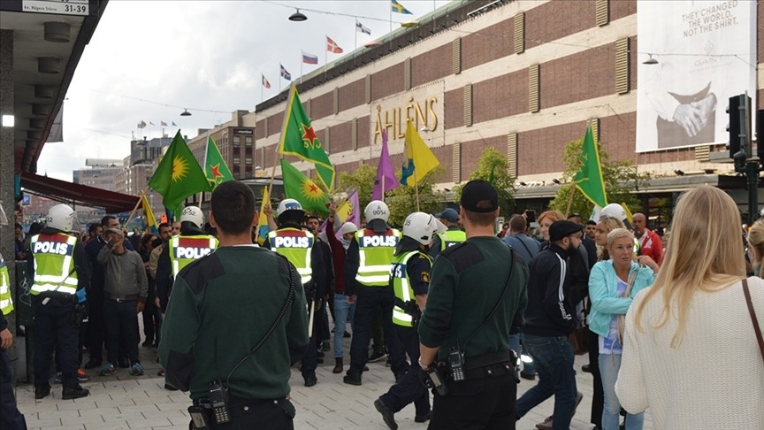 PKK/YPG yandaşları İsveç'te gösteri yaptı