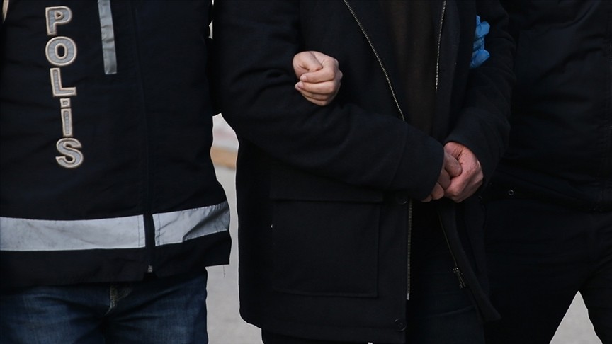 İstanbul'da FETÖ operasyonu: 16 kişi gözaltına alındı