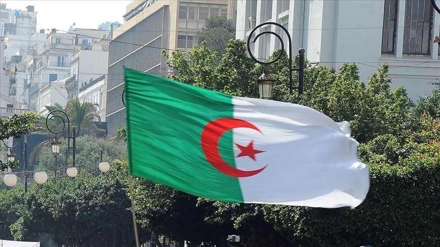 Cezayir Mescid-i Aksa saldırılarını kınadı