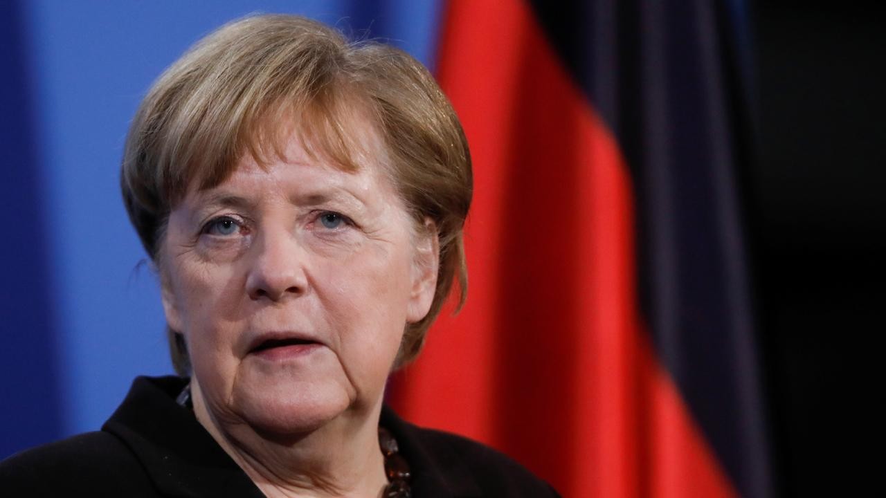 Merkel'den Türkiye için övgü dolu sözler