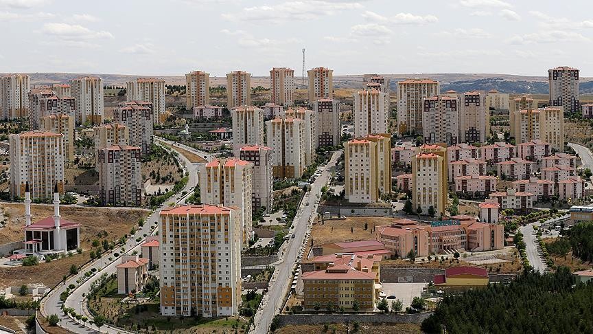 Kahramanmaraş'ta 9 bin 800 deprem konutu yıl sonunda teslim edilecek